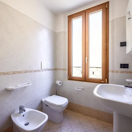 Emilia 8 Apartment Modena
