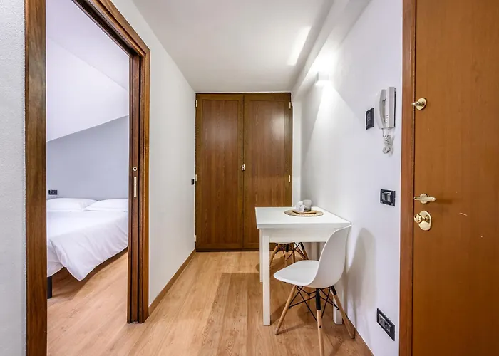 Emilia 8 Appartement *